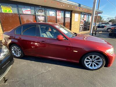 2011 BMW 328i   - Photo 5 - Belleville, IL 62226