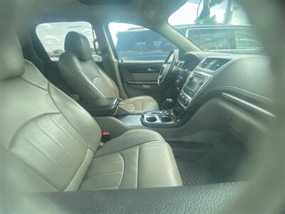 2013 GMC Acadia Denali - Photo 5 - Belleville, IL 62226