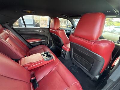 2020 Chrysler 300 Series S   - Photo 34 - Millstadt, IL 62260