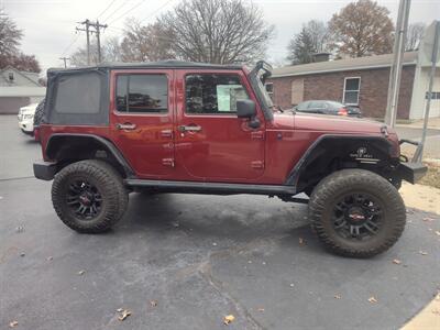 2010 Jeep Wrangler Rubicon   - Photo 4 - Freeburg, IL 62243