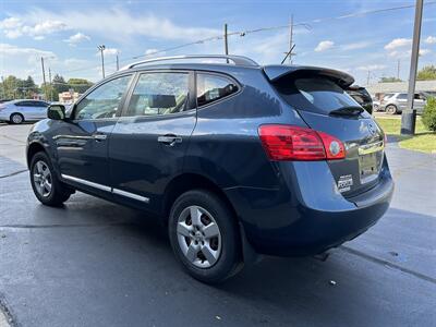 2014 Nissan Rogue Select S   - Photo 5 - Fairview Heights, IL 62208