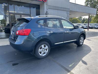 2014 Nissan Rogue Select S   - Photo 4 - Fairview Heights, IL 62208