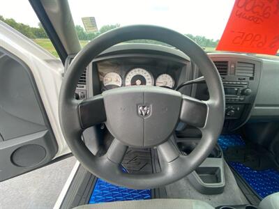 2005 Dodge Dakota ST   - Photo 12 - Cahokia, IL 62206