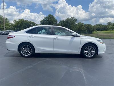 2015 Toyota Camry Hybrid LE   - Photo 4 - Cahokia, IL 62206