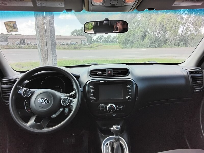 2019 Kia Soul - Photo 5 - Cahokia, IL 62206