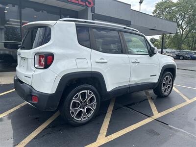 2015 Jeep Renegade Limited - Photo 4 - Fairview Heights, IL 62208