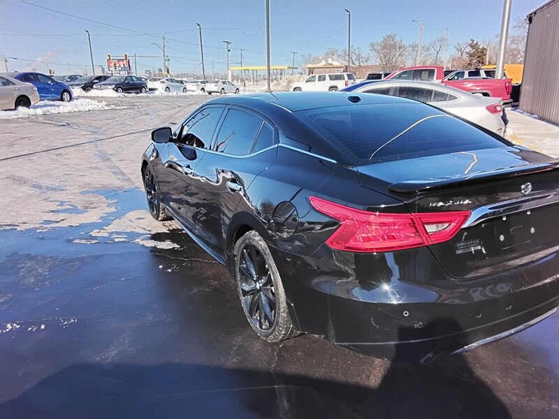 2017 Nissan Maxima 3.5 S - Photo 8 - Cahokia, IL 62206