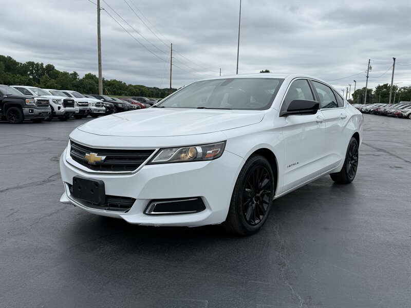 2016 Chevrolet Impala LS Fleet   - Photo 1 - Cahokia, IL 62206