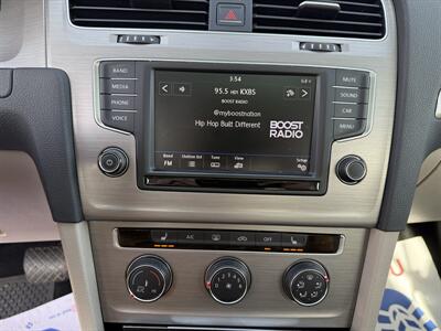 2017 Volkswagen Golf SportWagen TSI S   - Photo 15 - Cahokia, IL 62206