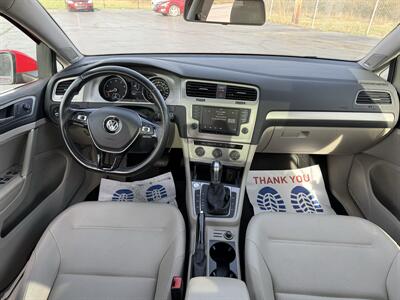 2017 Volkswagen Golf SportWagen TSI S   - Photo 13 - Cahokia, IL 62206
