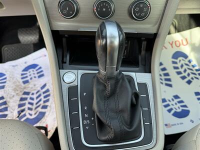 2017 Volkswagen Golf SportWagen TSI S   - Photo 16 - Cahokia, IL 62206