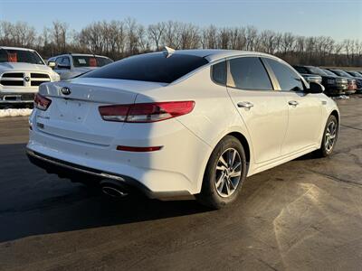 2020 Kia Optima LX   - Photo 7 - Cahokia, IL 62206