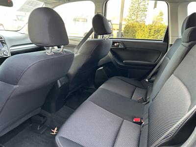 2016 Subaru Forester 2.5i Premium   - Photo 10 - Fairview Heights, IL 62208