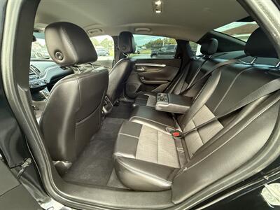 2017 Chevrolet Impala LT   - Photo 11 - Cahokia, IL 62206