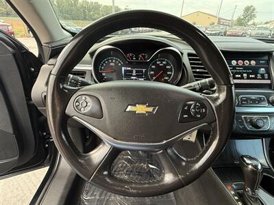 2017 Chevrolet Impala LT   - Photo 13 - Cahokia, IL 62206