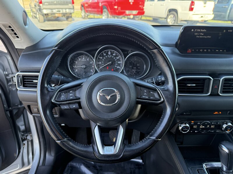 2017 Mazda CX-5 Grand Select - Photo 13 - Cahokia, IL 62206