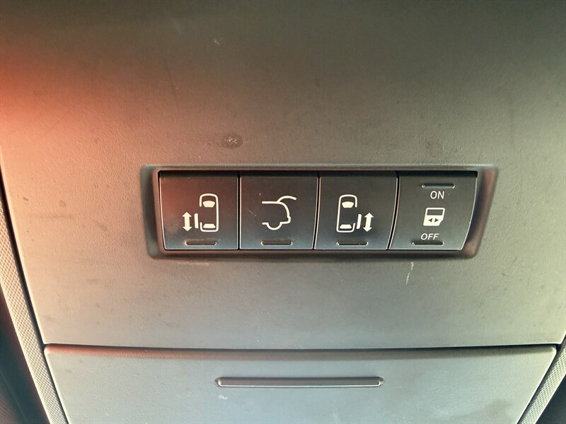 2017 Dodge Grand Caravan SXT - Photo 15 - Cahokia, IL 62206