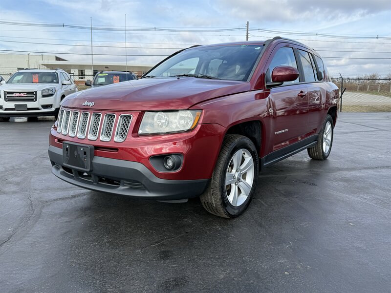 2014 Jeep Compass Latitude   - Photo 1 - Cahokia, IL 62206