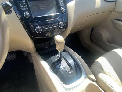 2014 Nissan Rogue S   - Photo 17 - Cahokia, IL 62206