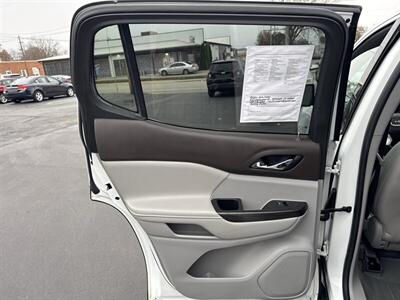 2017 GMC Acadia SLT-2 - Photo 28 - Millstadt, IL 62260