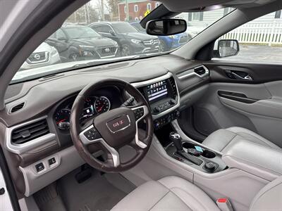2017 GMC Acadia SLT-2   - Photo 9 - Millstadt, IL 62260