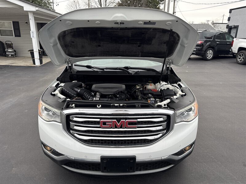 2017 GMC Acadia SLT-2 - Photo 32 - Millstadt, IL 62260