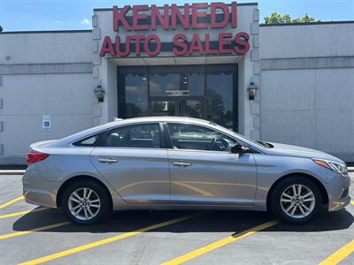 2016 Hyundai SONATA SE   - Photo 1 - Fairview Heights, IL 62208