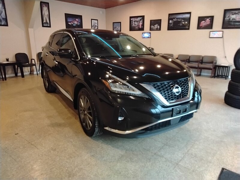 2021 Nissan Murano SV's photo