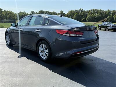 2018 Kia Optima LX   - Photo 5 - Cahokia, IL 62206
