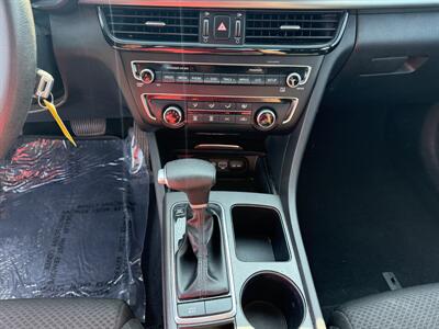 2018 Kia Optima LX   - Photo 14 - Cahokia, IL 62206