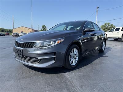 2018 Kia Optima LX   - Photo 1 - Cahokia, IL 62206
