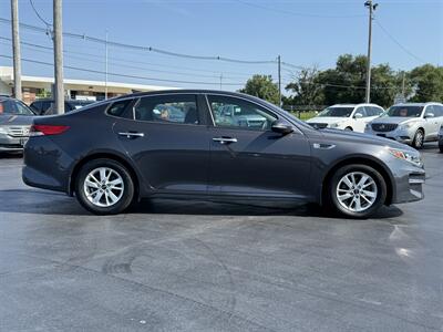 2018 Kia Optima LX   - Photo 4 - Cahokia, IL 62206