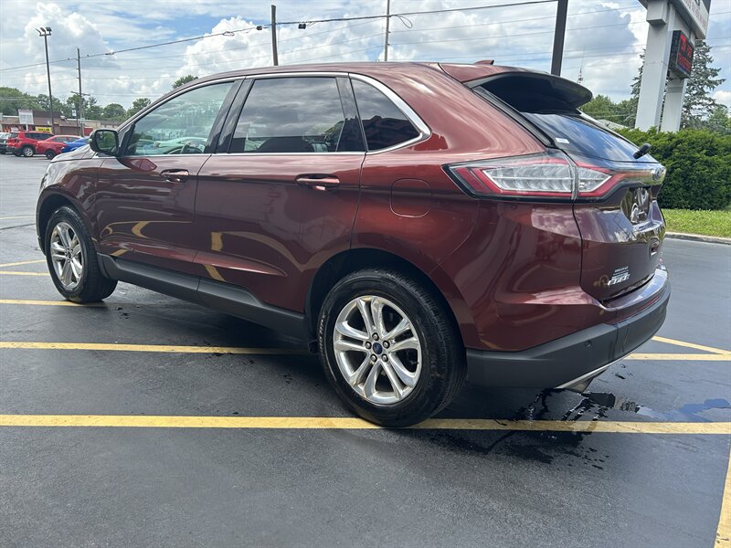 2015 Ford Edge SEL - Photo 5 - Fairview Heights, IL 62208