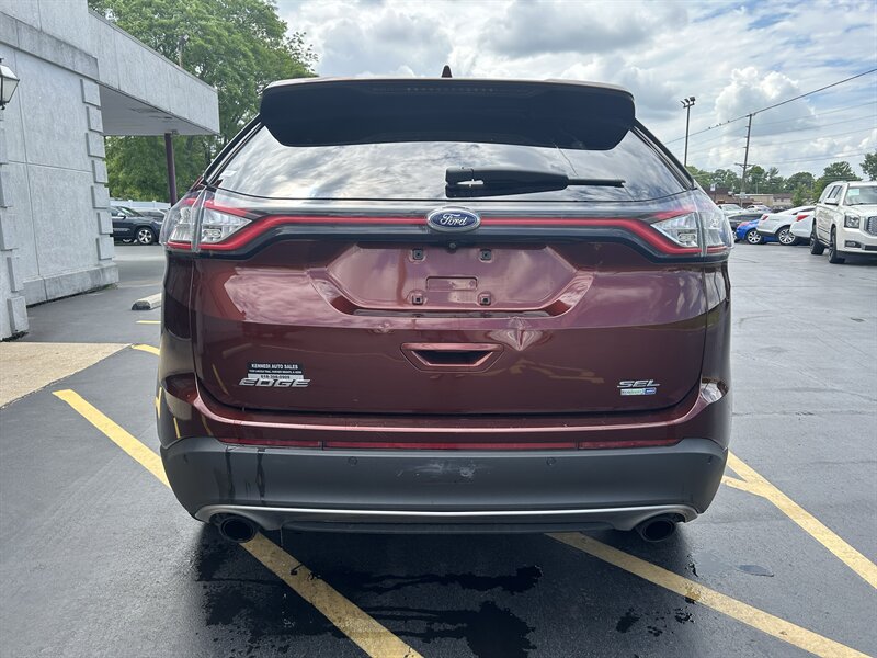2015 Ford Edge SEL - Photo 4 - Fairview Heights, IL 62208