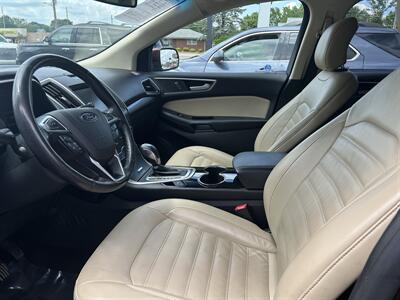 2015 Ford Edge SEL - Photo 7 - Fairview Heights, IL 62208