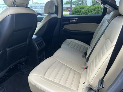 2015 Ford Edge SEL - Photo 6 - Fairview Heights, IL 62208