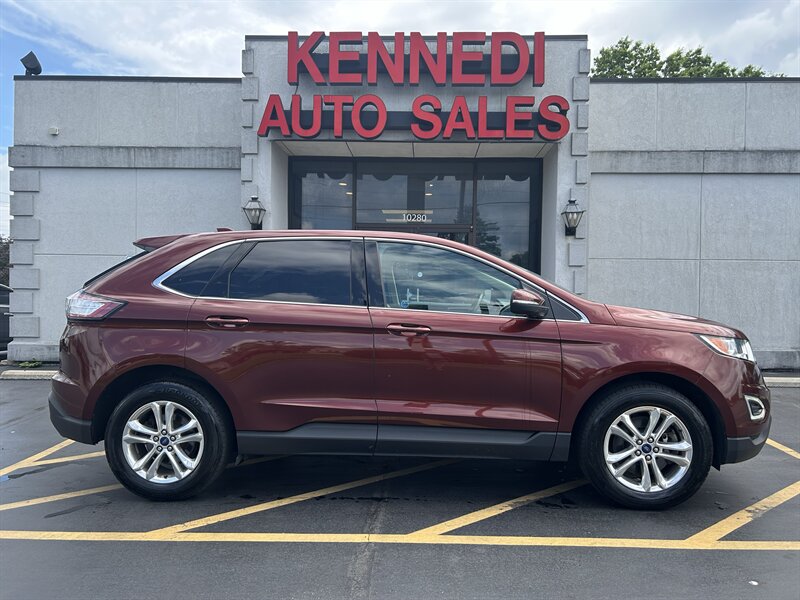 2015 Ford Edge SEL - Photo 2 - Fairview Heights, IL 62208