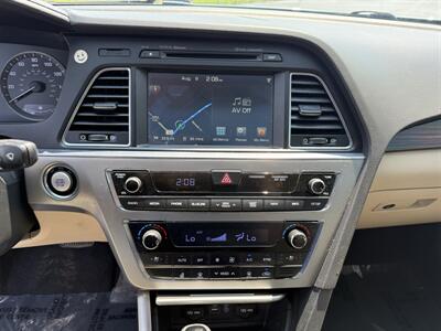 2016 Hyundai SONATA Limited   - Photo 13 - Cahokia, IL 62206