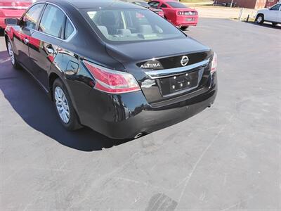 2015 Nissan Altima 2.5   - Photo 2 - Cahokia, IL 62206