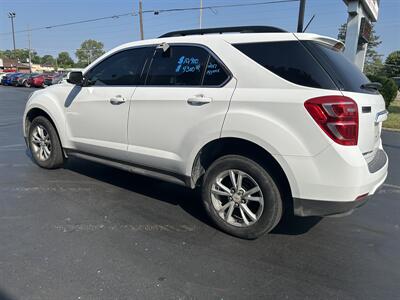 2017 Chevrolet Equinox LT   - Photo 5 - Fairview Heights, IL 62208