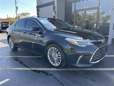 2016 Toyota Avalon XLE - Photo 2 - Fairview Heights, IL 62208
