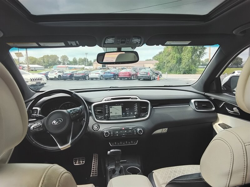 2016 Kia Sorento SX V6 - Photo 5 - Cahokia, IL 62206