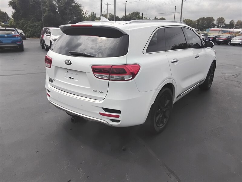 2016 Kia Sorento SX V6 - Photo 3 - Cahokia, IL 62206