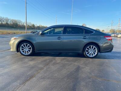 2013 Toyota Avalon XLE   - Photo 5 - Cahokia, IL 62206