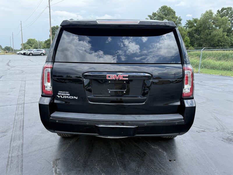 2017 GMC Yukon SLT - Photo 4 - Cahokia, IL 62206