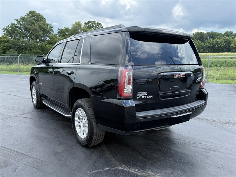 2017 GMC Yukon SLT - Photo 3 - Cahokia, IL 62206