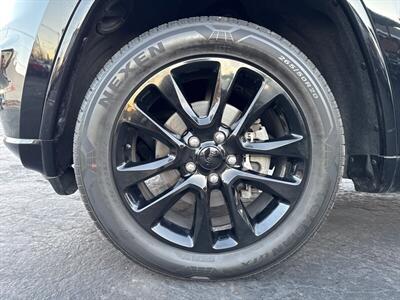 2019 Jeep Grand Cherokee Laredo - Photo 9 - Millstadt, IL 62260