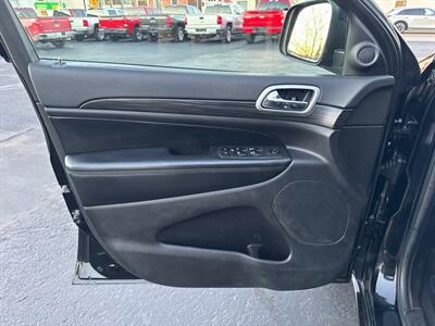 2019 Jeep Grand Cherokee Laredo - Photo 13 - Millstadt, IL 62260