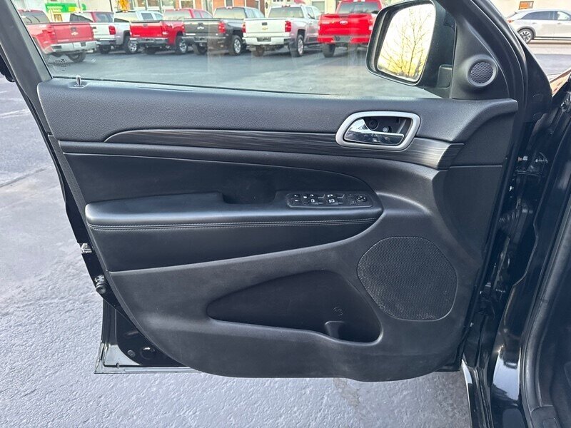 2019 Jeep Grand Cherokee Laredo - Photo 13 - Millstadt, IL 62260