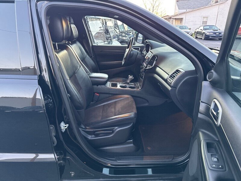 2019 Jeep Grand Cherokee Laredo - Photo 24 - Millstadt, IL 62260